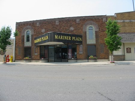 Mariner Theatre - Photo from early 2000's
